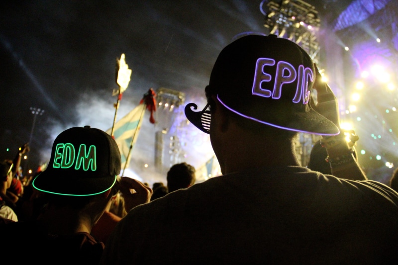 text, entertainment, stereo, equipment, florida, band, 5K, perform, adult, music, communication, stage, techno, digital, portrait, concert, western script