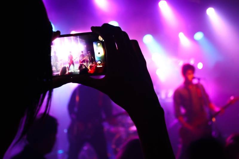 indoors, live music, musical, professional, lighting equipment, stage, audience, pop, melody, guitarist, human limb, show, shine, rock, fun, doti, young