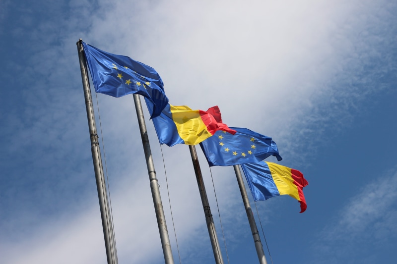 variation, nature, flags, europe, national icon, outdoors, mast, motion, low angle view, romania, day, independence, choice, 5K, cloud - sky, flag, patriotism