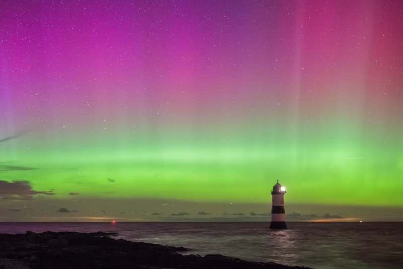 seascape, Aurora Borealis, northern lights, 720P, black, sea, aurora, nightscape, Penmon, landscape, beach  lighthouse, coast, night, stars, anglesey