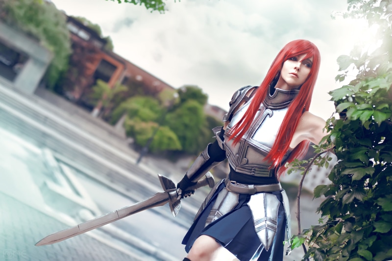 one person, adult, lifestyles, young women, hairstyle, fashion, 2K, beautiful woman, tree, redhead, transportation, Scarlet Erza, young adult, cosplay