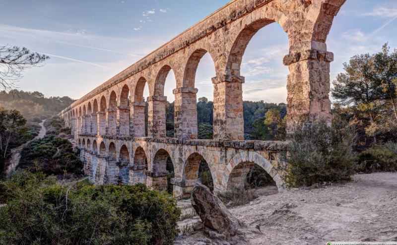 cloud - sky, pont, hd, plant, nature, tree, Architecture, ruined, architectural column, diable, del, day, aqueduct, Travel, catalonia, arched, ancient civilization