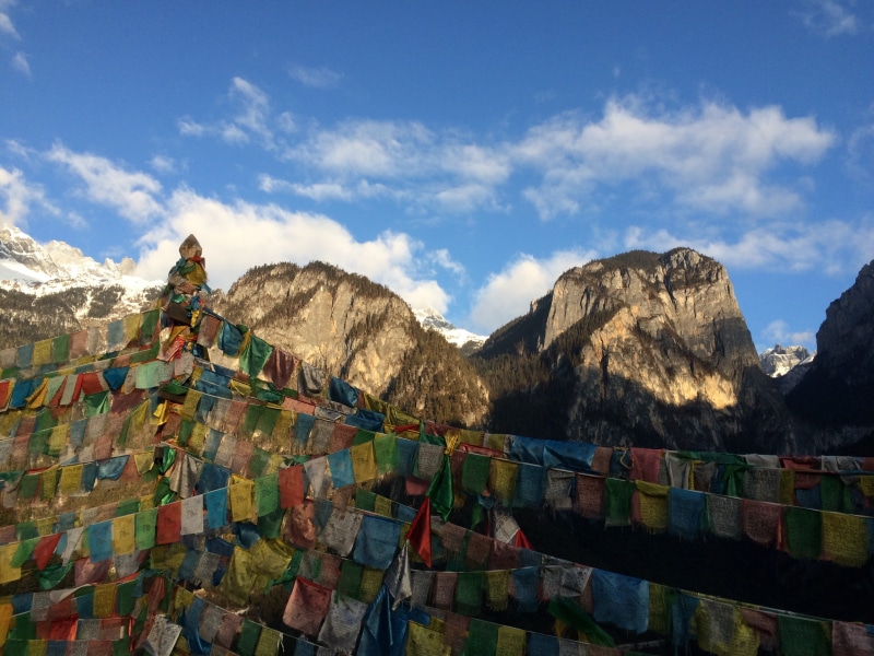landscape, environment, formation, day, s, shangri, mountain range, mountain, tranquil scene, water, flags, travel destinations, Shangri-LaS, scenics - nature