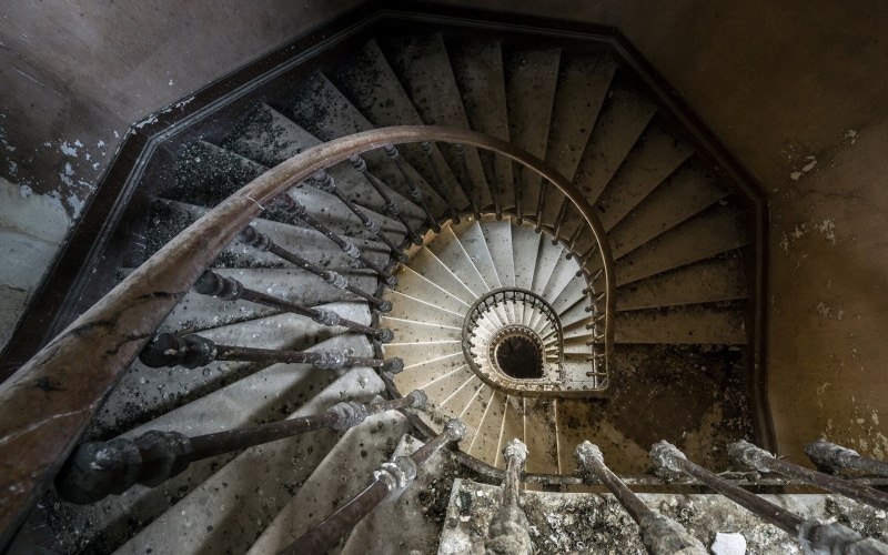 1080P, design, stairs, old, geometric shape, railing, building, diminishing perspective, day, high angle view, interior, no people, steps and staircases