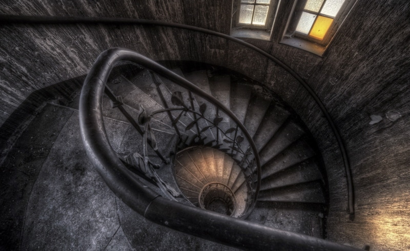 indoors, circle, wheel, old, curve, built structure, building, house, steps and staircases, history, interior, 1080P, shape, architecture, HDR, window