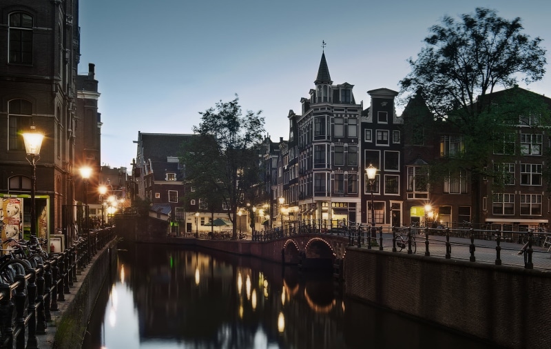 waterfront, facade, benelux, famous Place, water, vacations, reflection, cityscape, street Light, old, illuminated, belgium, bridge, city, tourist, history