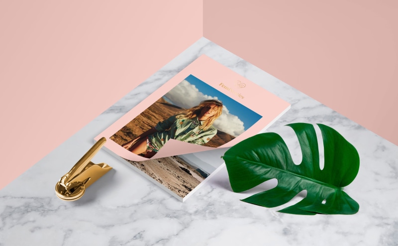 Marble, greeting card, indoors, no people, green color, Aero, emotion, Femi Stories, text, close-up, table, high angle view, Brand, Pink, tropical, 4K