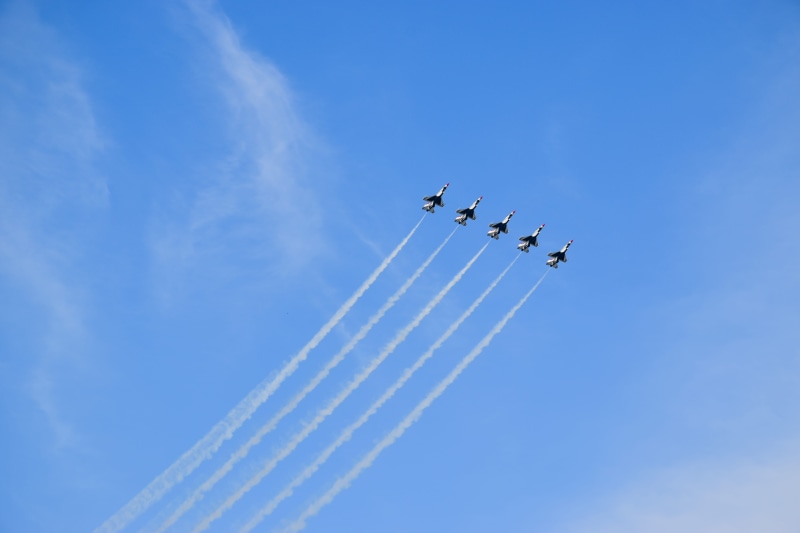 sync, no people, usa, teamwork, planes, cooperation, unison, houston, skill, air vehicle, blue, smoke - physical structure, on the move, motion, mode of transportation
