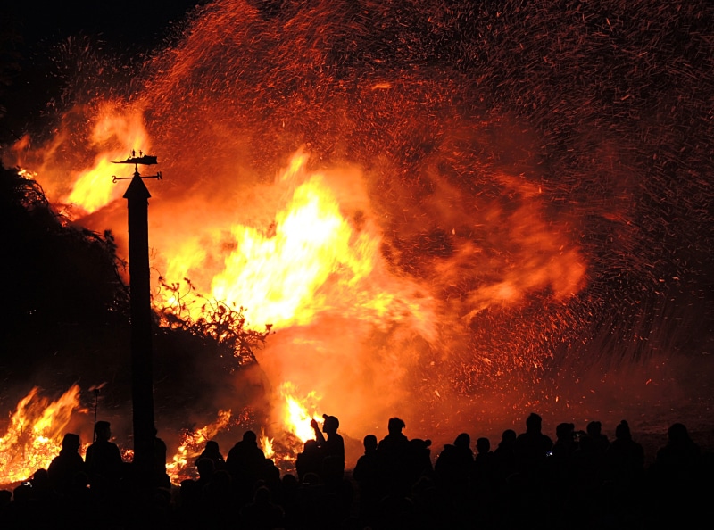 smoke - physical structure, orange color, fire, fire - natural phenomenon, danger, motion, person, communication, blaze, people, nature, accidents and disasters