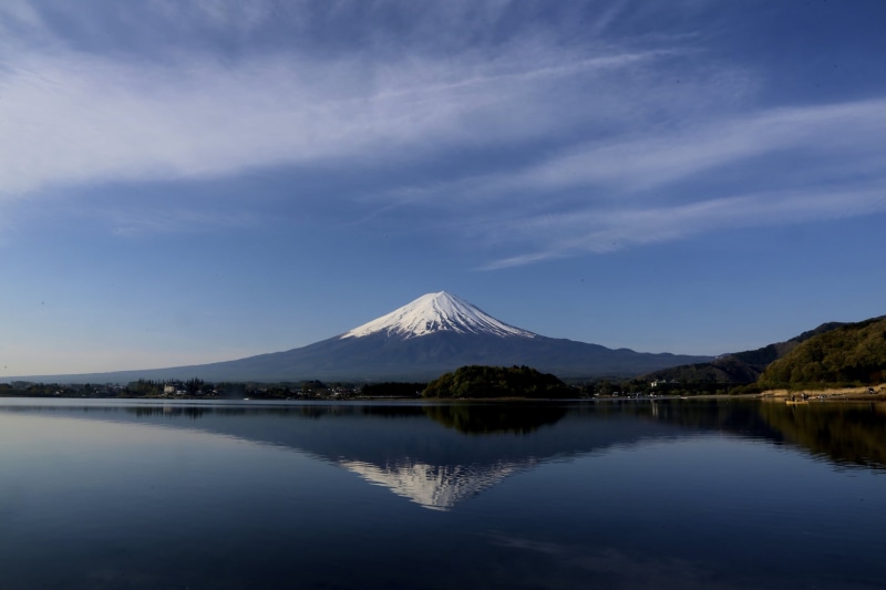 volcanic crater, scenics, mountain, outdoors, tranquility, lake, yamanashi Prefecture, reflection, waterfront, landscape, japan, cloud - sky, peak, nature