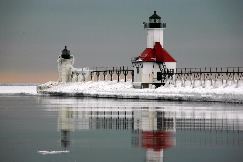 icy, nature and landscapes, lighthouses, dual, 1080P, reflection, pier