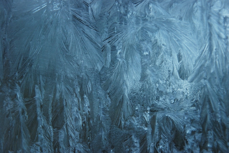 crystals, frosty, close-up, frost, textured effect, snowflake, ice, no people, eiskristalle, abstract backgrounds, winter, icy, pattern, window, icicle