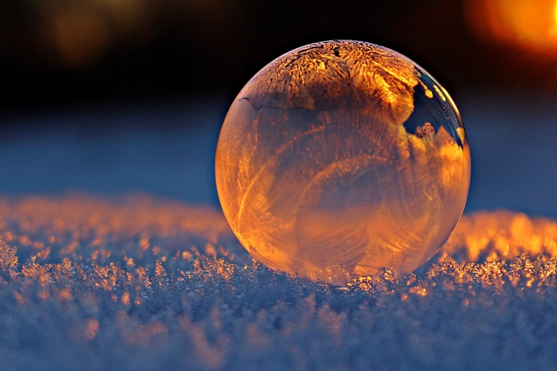 evening light, shiny, shape, cold temperature, frozen, day, food and drink, beauty in nature, illuminated, fragility, winter, nature, photography, single object