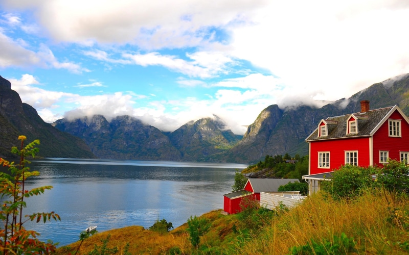red, nature, beautiful, 2K, norway, fjord, 3d and abstract, house, mountains, blue, clouds, gray, skies, passion, wooden, beaches