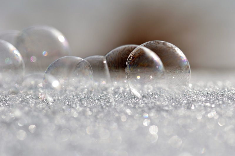 frozen bubble, Frozen, reflection, studio shot, marbles, bubble, Soap Bubbles, shiny, sphere, surface level, drop, snow, macro, nature, jewelry, wintry