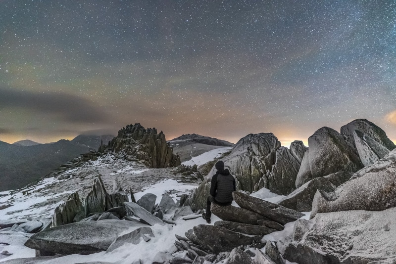 galaxy, ice, grey, astrophotography, Nightscape, landscape, mountain Peak, glyder, night, on top, gwynt, mountain, astronomy, constellation, time, hoodie