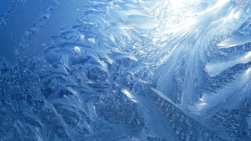 blue, no people, snowing, 2K, day, crystal, backgrounds, snowflake, winter, icicle, ice, nature, beauty in nature, frozen, glass - material, frost, close-up