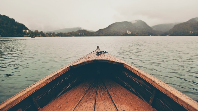 tranquil scene, filter, travel, architecture, nautical vessel, no people, 1080P, water drops, mode of transportation, depth of field, boat, wooden, lake
