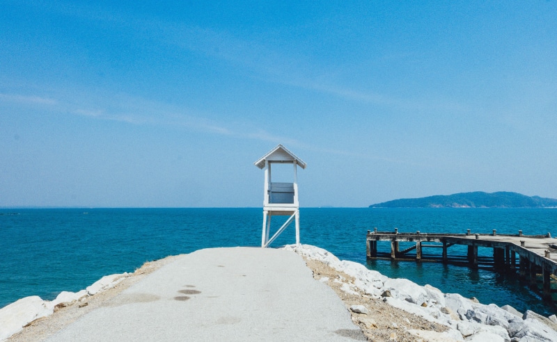 horizon over water, architecture, tranquility, blue, built structure, nature, no people, beauty in nature, 4K, sea, beach, tranquil scene, horizon, outdoors