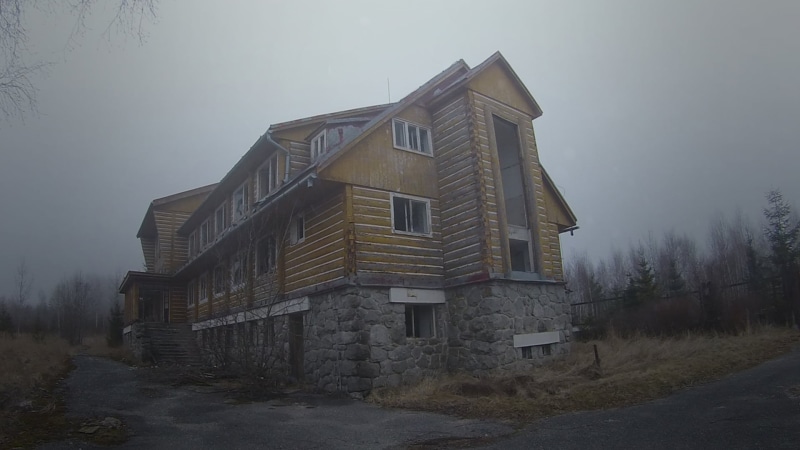 environment, abandoned, house, 1080P, building exterior, brown, old, tranquility, plant, mist, wooden, low angle view, architecture, residential district