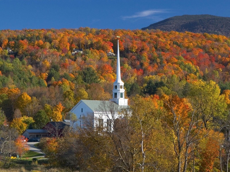 stowe, colors, autumn, trees, white, fall, wooden, tower, vermont, landscape, 720P, house, church