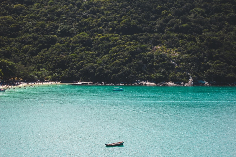 shoreline, no people, body, promontory, vessel, mode of transportation, watercraft, scenics - nature, beauty in nature, turquoise colored, water, plant