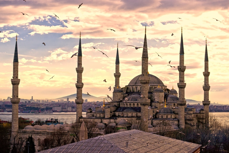 amazing, beauty, turkiye, clouds, 8K, sky, mosque, sultanahmet, birds, architectural, turkey, istanbul, city
