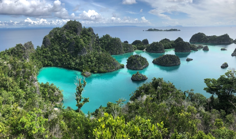 nature, surrounded, tropical, raja ampat, bay, eye, idyllic, papua, landscape, 5K, tranquil scene, scenics - nature, blue, no people, travel, lagoon, ampat