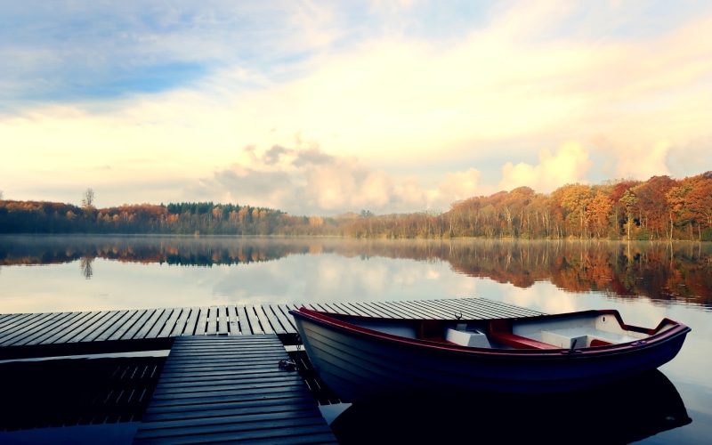 mountains, boat, water, 2K, jetty, landscape