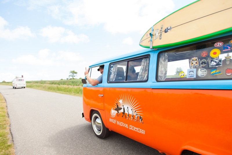 old, automotive, auto, fun, surf, stationary, mode of transportation, vw bulli, street, outdoors, relaxed, cultish, orange, transportation, van - vehicle