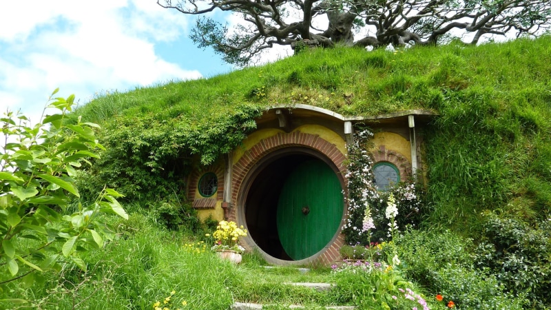 nature, door, trees, 1080P, Hobbiton, house, landscape, green, grass, flowers, New Zealand