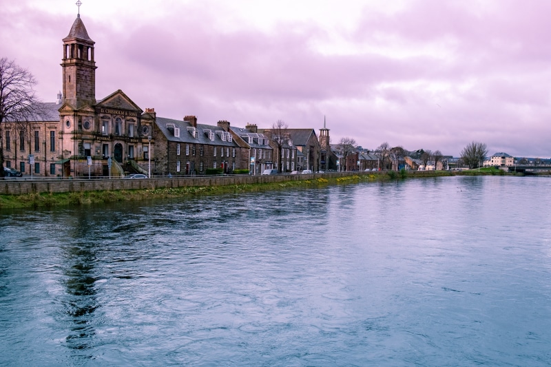 travel destinations, sky, inverness, tower, waterfront, houses, scotland, uk, building exterior, city, clouds, history, nature, built structure, architecture