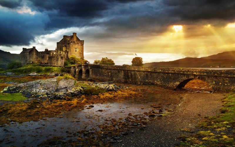 2K, eilean donan castle