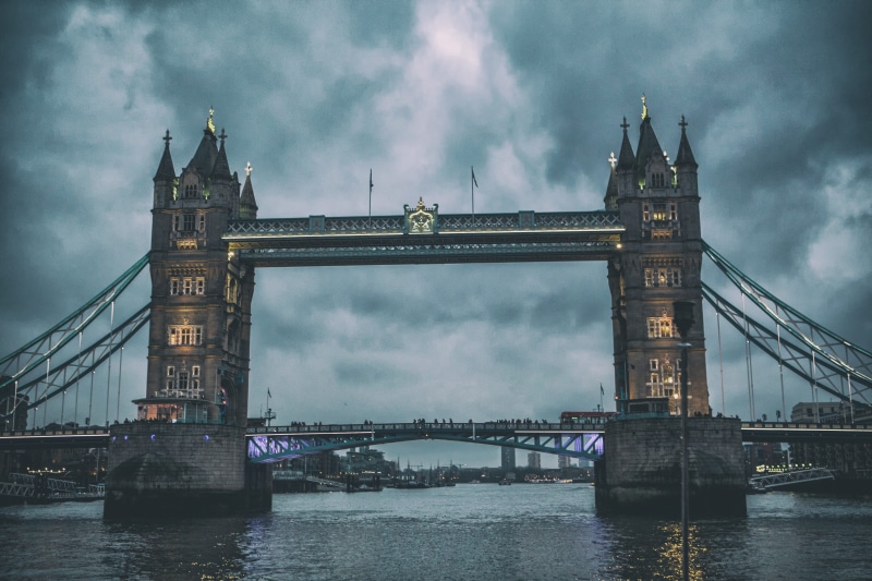built Structure, sky, 4K, day, uK, tower, grey, history, england, Wide angle, London, bridge, national Landmark, international Landmark, connection, dusk