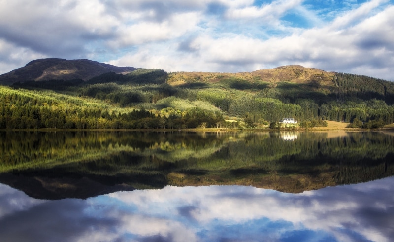 tranquil scene, beauty in nature, tree, idyllic, Amazing, waterfront, Scenery, extraordinary, Outdoors, day, Europe, Reflection, Scotland, 2K, Calm, sky