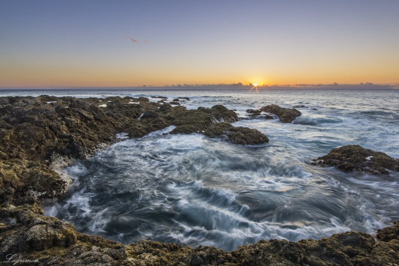 body of water, sunset, nature, rock - Object, islands, Explore, near, Sony Alpha 580, f4, near islands, water, blue, landscape, 1080P, beach, Sigma, wave