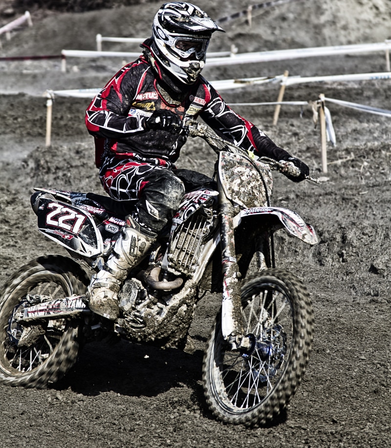 crash helmet, sports helmet, motorcycle, man, suit, riding, extreme sports, red, bike, day, outdoors, headwear, jump, 4K, real people, black, moto, ride