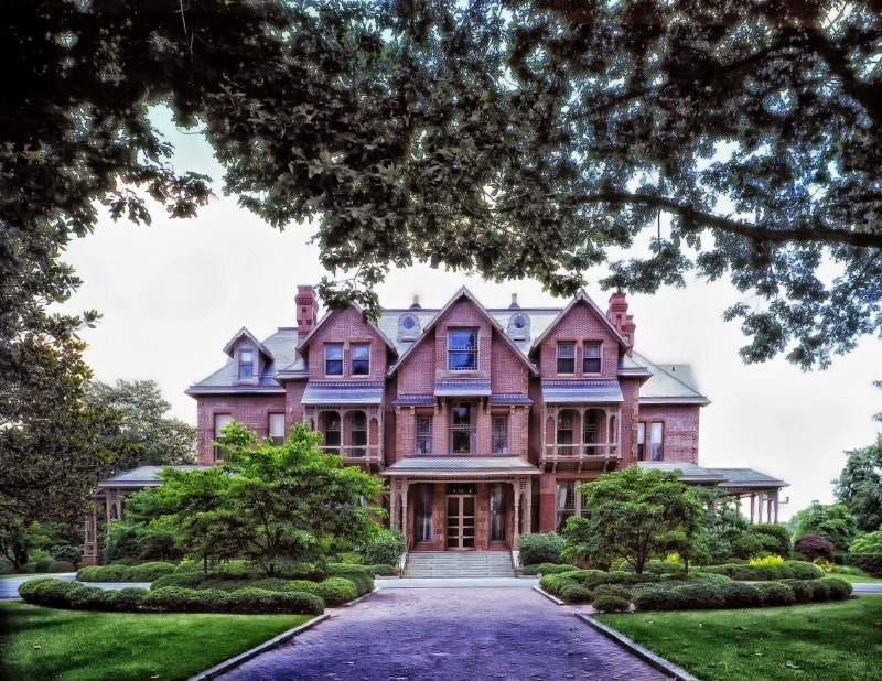 United States, grass, house, front or Back Yard, formal Garden, outdoors, nature, lawn, no People, suburb, mansion, Governors Mansion, residential District
