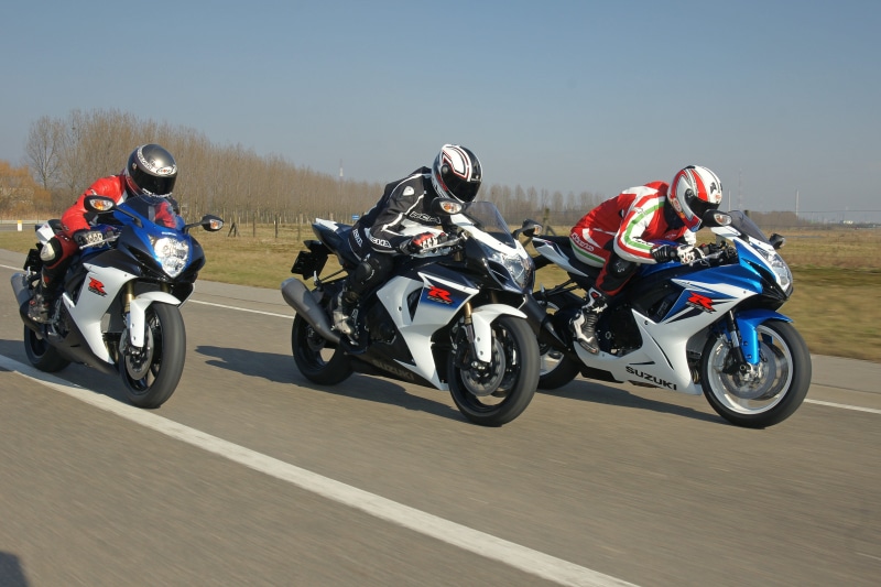group, wheel, recreation, biker, crash helmet, fastest, hurry, sport, three, headwear, speed, track, bike, motorcycle, helmet, 4K, drive, pilot, ride