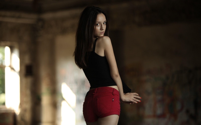 girls, women, s, daisy, top, glance, red, 2K, shoulder, glancing, tank, dukes, black, 2560x1600, woman