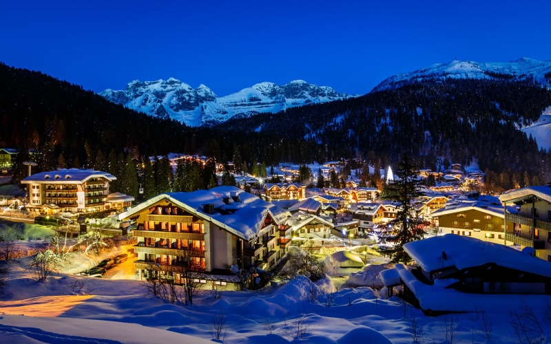 Mountains, Italy, City, Alps, Trees, Night, Snow, Lights, 2K