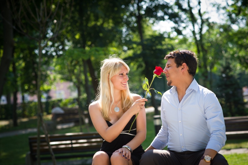 lifestyles, Love, young women, smile, positive emotion, girl, leisure activity, sitting, three quarter length, Romance, men, 4K, love, couple - relationship