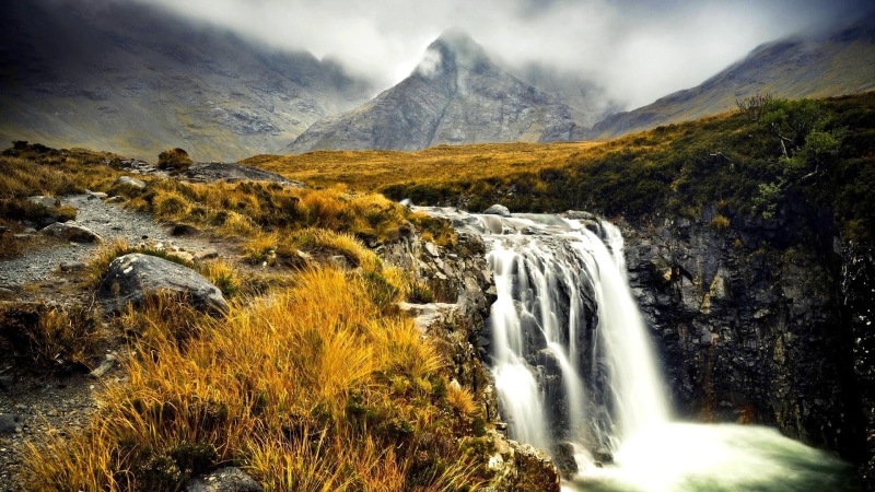 scottish highlands, stark, water, misty, mountain, waterfall, mist, inner hebrides, waterfalls, 1080P, great britain, isle of skye