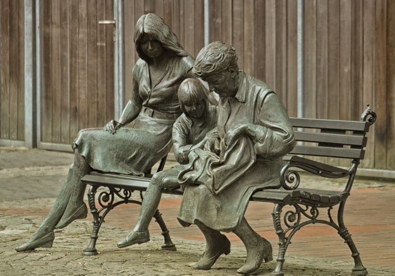 park, people, family, group of people, history, art and craft, rotenburg, sitting, portrait, creativity, architecture, male likeness, human representation