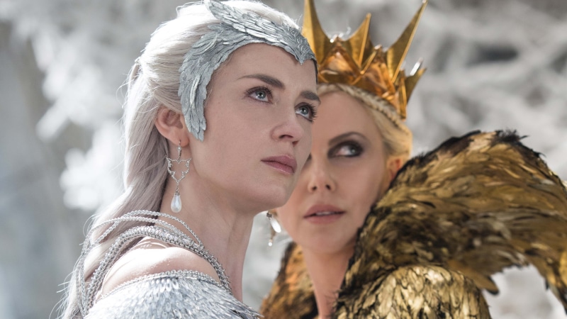 charlize, Best Movies, theron, selective, white, snow, The Huntsman Winters War, huntsman, Charlize Theron, photography, Emily Blunt, focus, 4K
