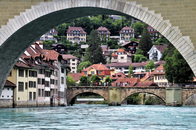 beach, the urban landscape, near, building exterior, bern, bridge - man made structure, stone bridge, old houses, the prospect of, historical, 5K, built structure