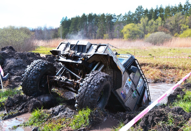 off road, offroad, dirty, nature, obsolete, jeep, rover, plant, tree, day, history, outdoors, no people, drive, suv, transportation, deterioration, 4K