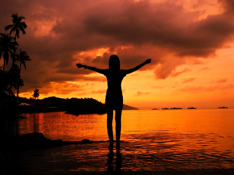 photo, women, water, people, silhouette, woman, relaxation, orange, Sunset, shore, vacations, back Lit, sky, enjoyment, sun, outdoors, joy, summer, sunlight