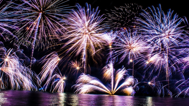 party, festival, glow, glowing, holiday, light, eve, bright, explosive, illuminated, burst, anniversary, firework, black, celebration, 4K, day, year, colors