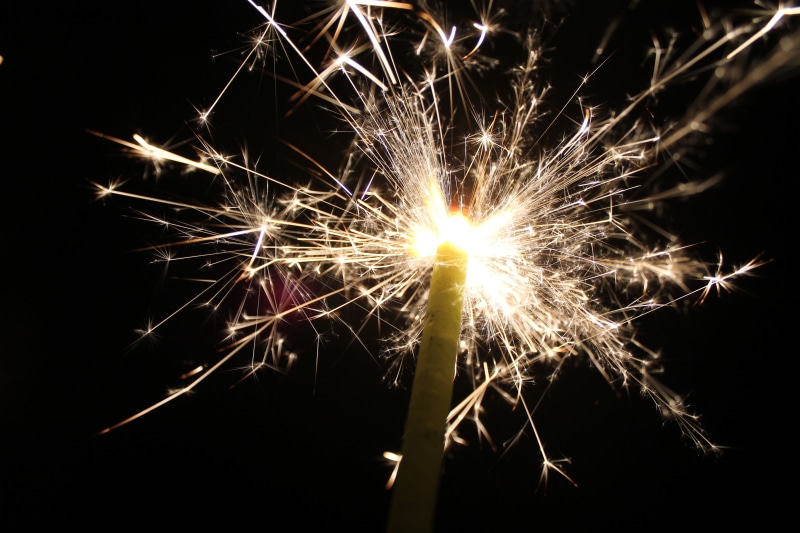 july 4th, sparklers, burning, close-up, patriotic, sparkler, black background, enlightening, joy, bright, bliss, flames, event, night, celebrate, 4K, yellow